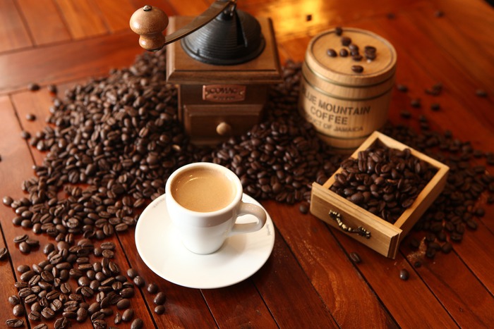 Wir haben über 20 verschiedenen Kaffee-Kompositionen ist für fast jeden Geschmack in unserem Sortiment